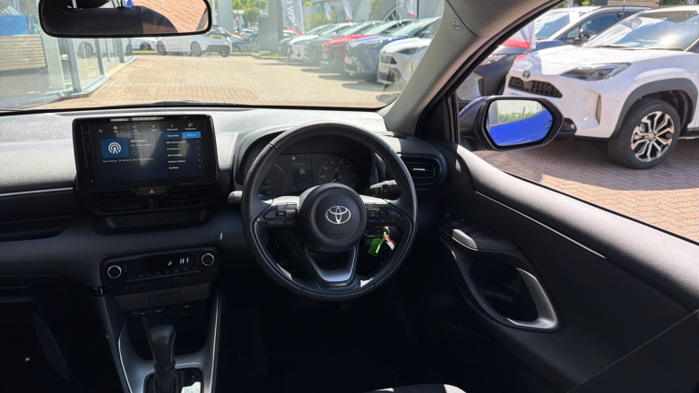 Toyota Yaris 1.5 Hybrid Icon 5dr CVT Hybrid Hatchback